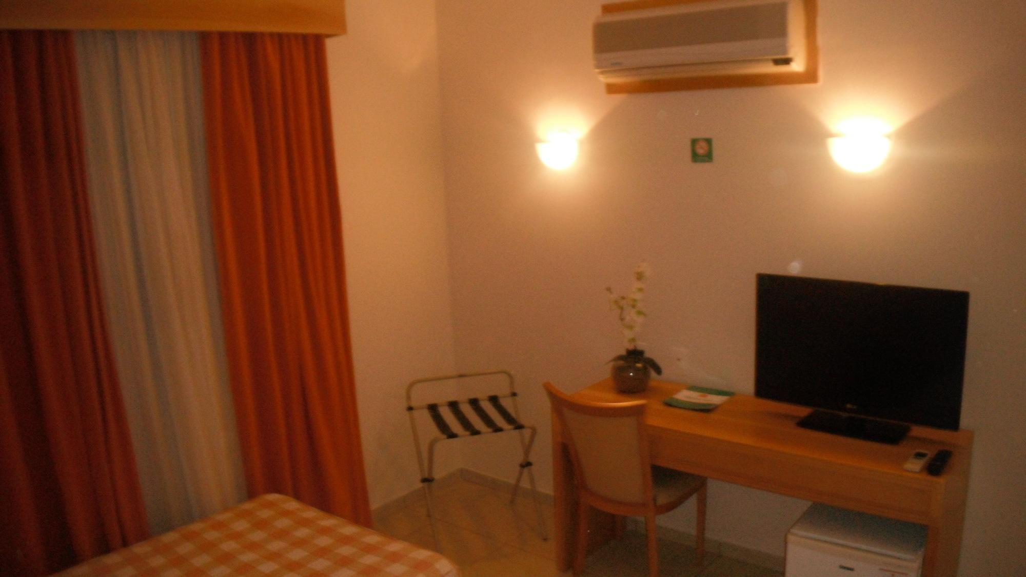 Harbor Self Graciosa Hotel Quatro Barras Εξωτερικό φωτογραφία